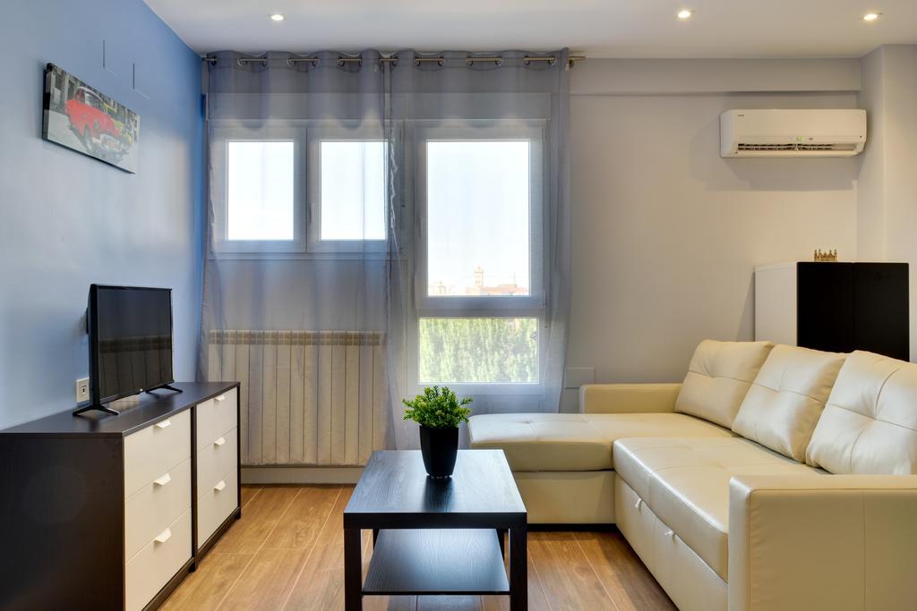 Apartamentos San Lazaro Σαραγόσα Εξωτερικό φωτογραφία