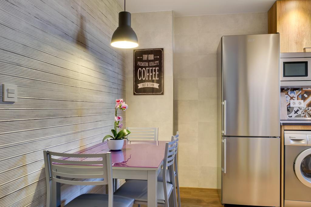 Apartamentos San Lazaro Σαραγόσα Εξωτερικό φωτογραφία