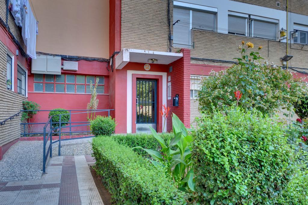 Apartamentos San Lazaro Σαραγόσα Εξωτερικό φωτογραφία